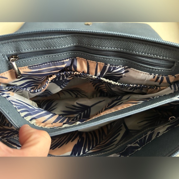 LUG MATTE LUXE HUDDLE SHOULDER BAG SLATE BLUE NWT - Picture 7 of 8